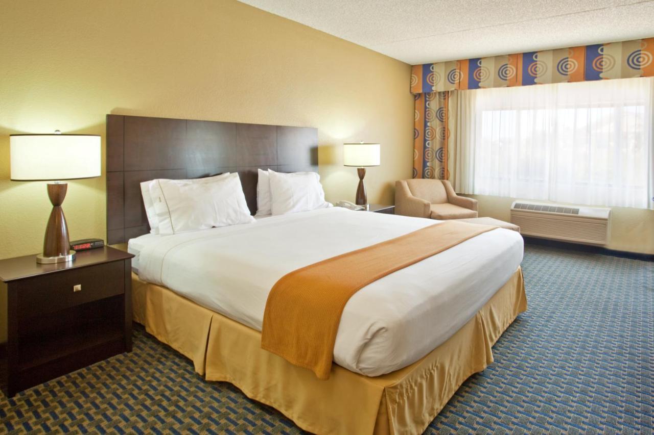 Holiday Inn Express & Suites Phoenix/Chandler Exterior foto